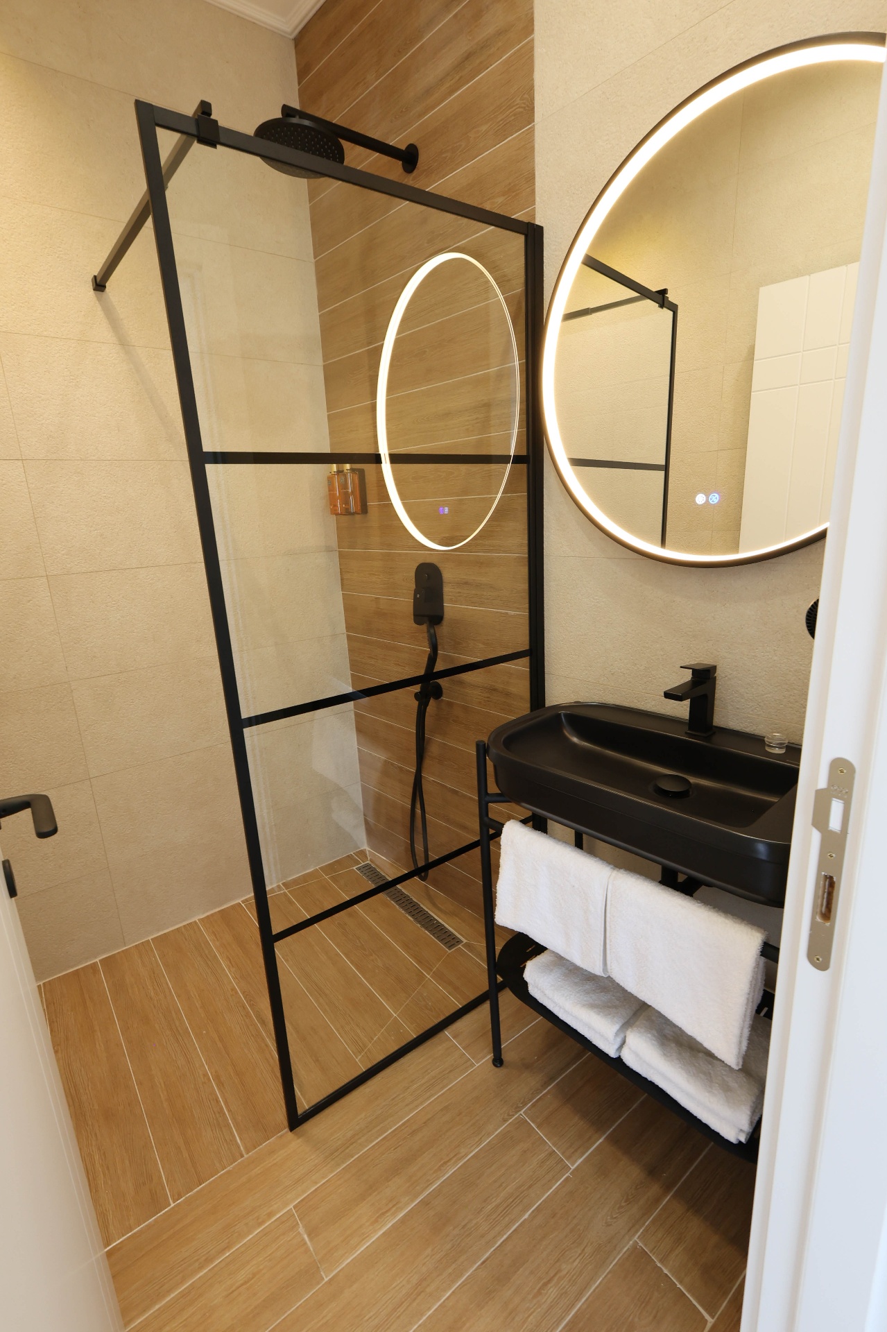 Deluxe Duplex Mansion with Sea View #5 photo 15